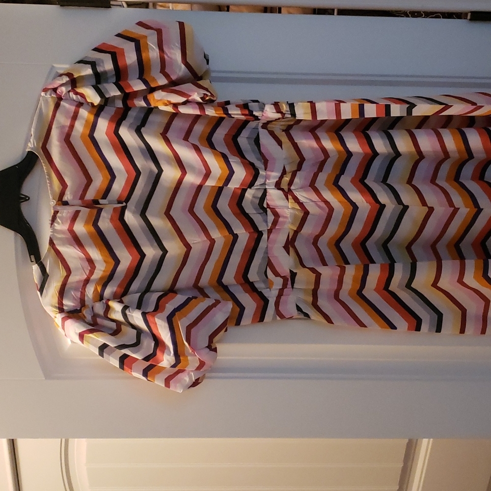 Dress - Picture 9 of 10